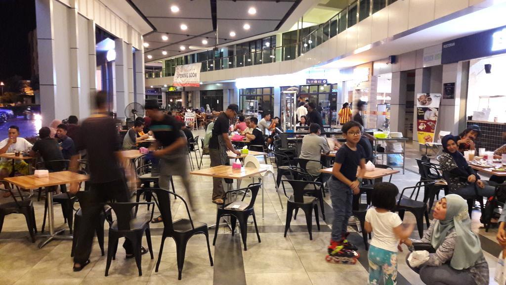 Vista Alam Serviced Apartment Near Idcc Sacc Pkns Uitm Msu Avisena Шах Алам Екстериор снимка